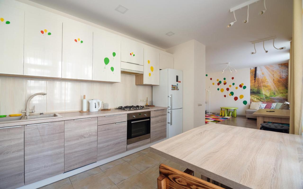 Colored Balloons - 3 Bedrooms, 3 Bathrooms, Equipped Large Apartments Lemberg Exterior foto
