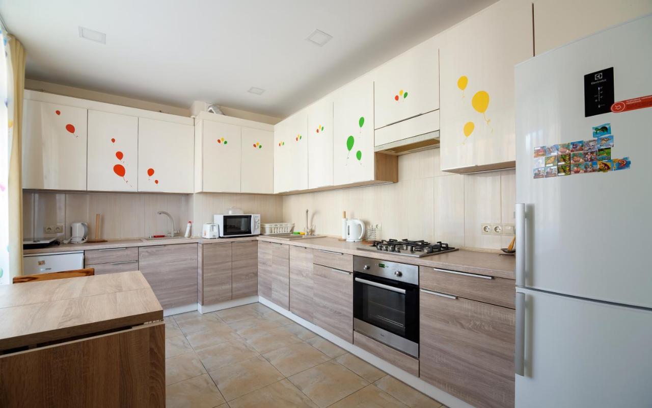 Colored Balloons - 3 Bedrooms, 3 Bathrooms, Equipped Large Apartments Lemberg Exterior foto