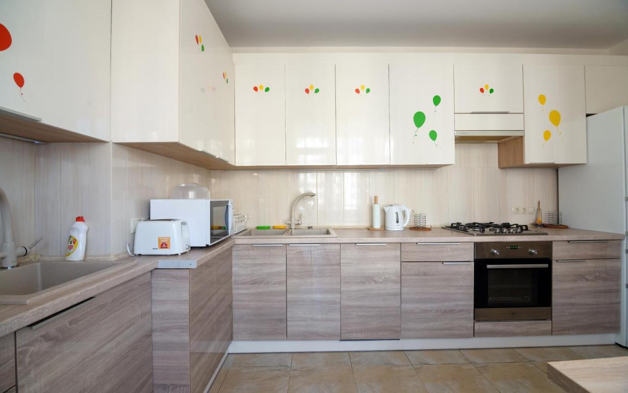 Colored Balloons - 3 Bedrooms, 3 Bathrooms, Equipped Large Apartments Lemberg Exterior foto